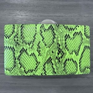 Like Green Clutch